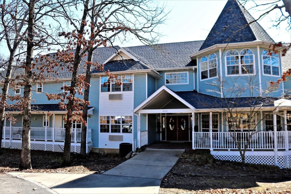 Bradford House Bed and Breakfast Bed and Breakfast in Branson