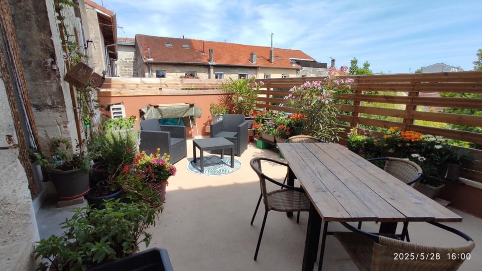 Les Bonbonieres d'Andrea Gavinies Pellegrin Apartment in Bordeaux