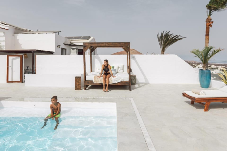 Swimming pool, Swimming pool, children, Family