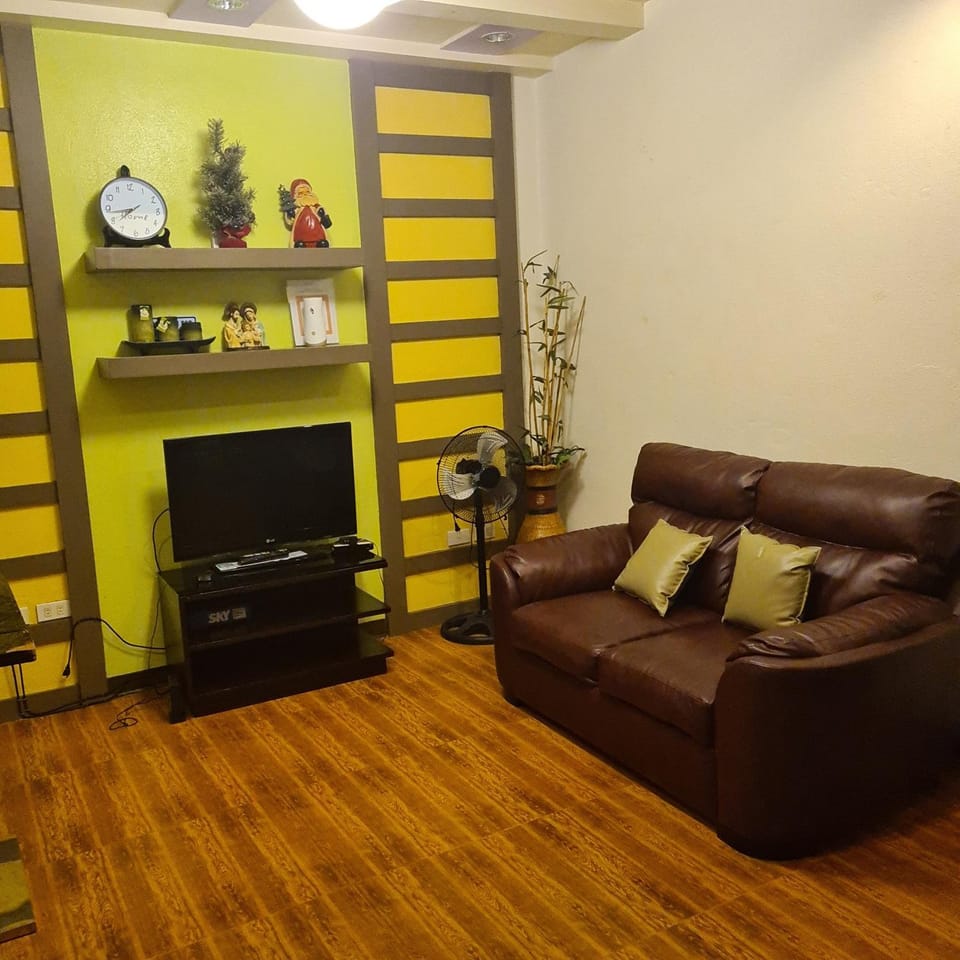 722 Metropolis Tower Unit 212 Apartment in Bacolod