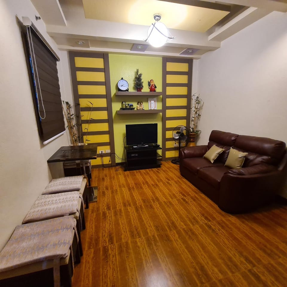 722 Metropolis Tower Unit 212 Apartment in Bacolod