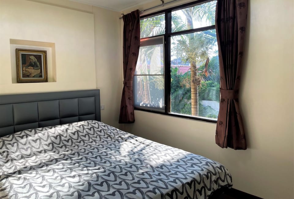Bed, View (from property/room)