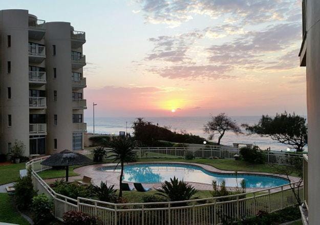 Pool view, Sea view, Swimming pool, Sunrise