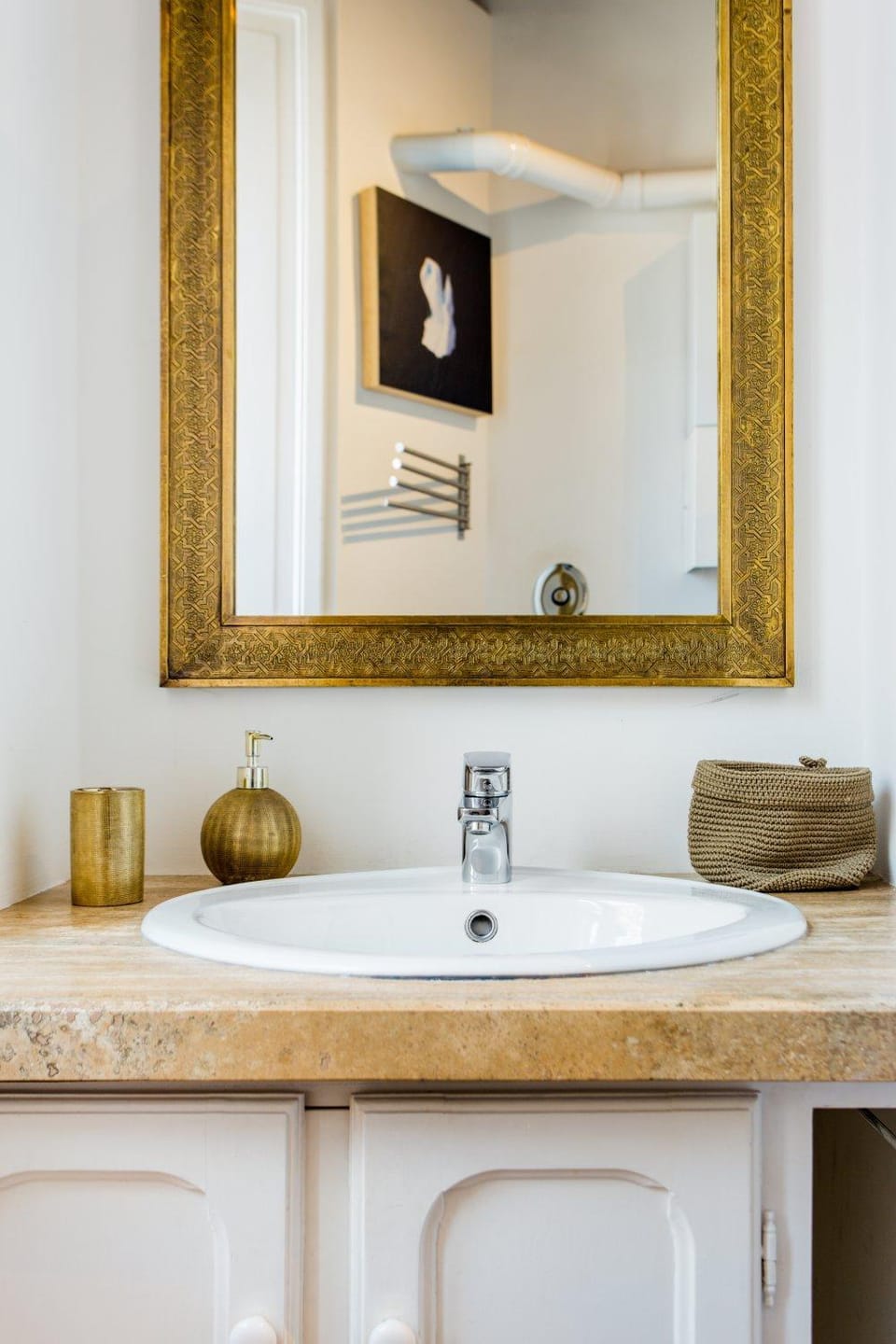 Bathroom, heating