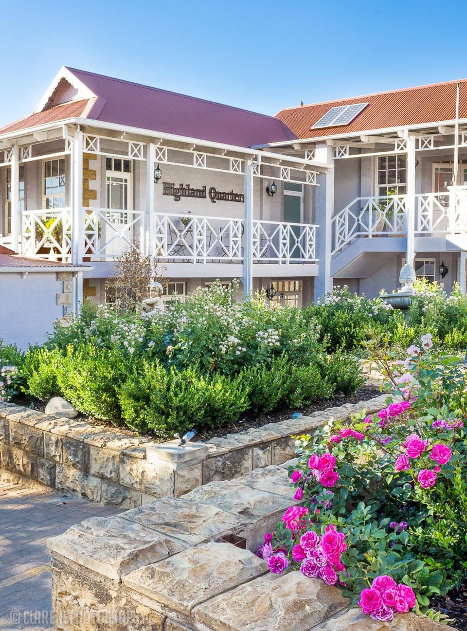 Property building, Facade/entrance, Day, Natural landscape, Summer, On site