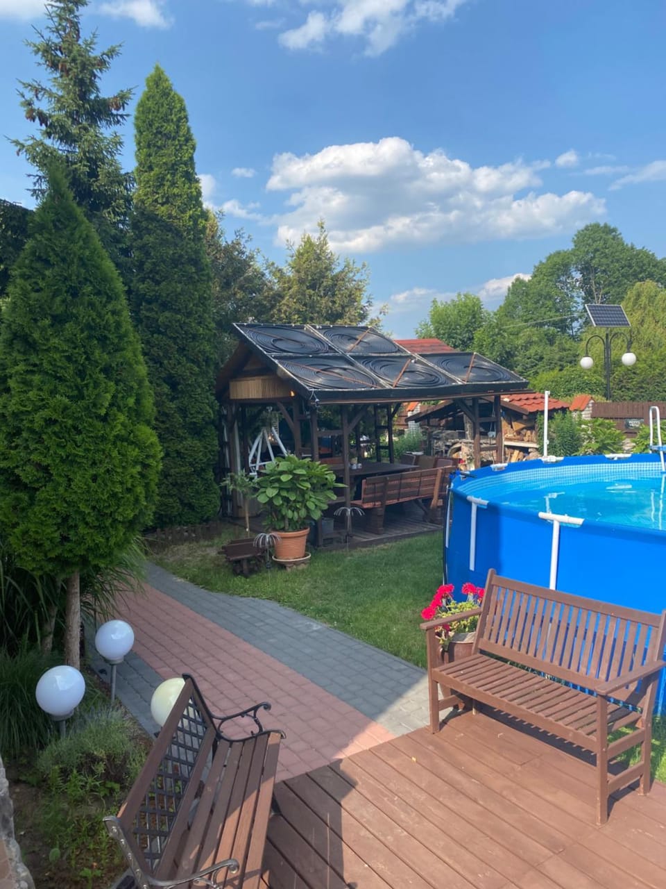 Garden, Swimming pool
