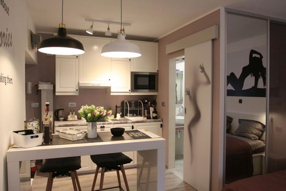 Kitchen or kitchenette