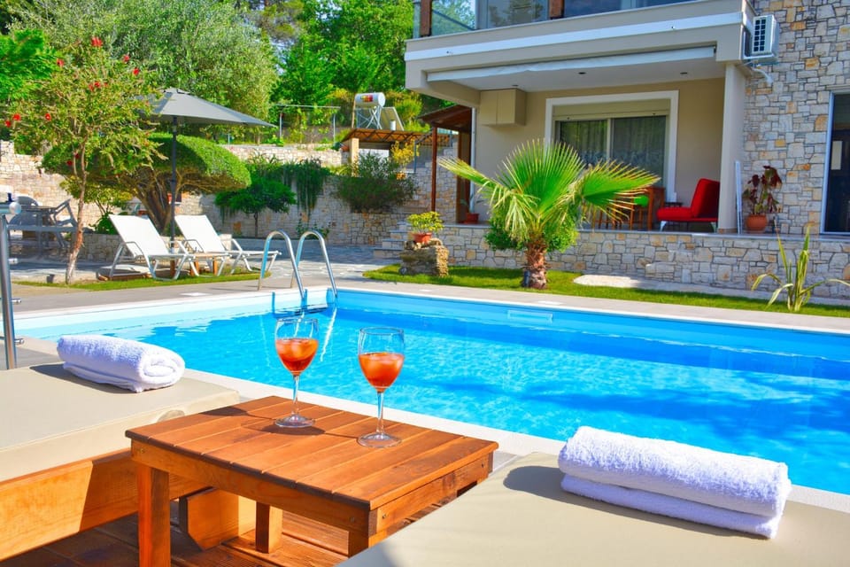 Swimming pool, Swimming pool, Alcoholic drinks