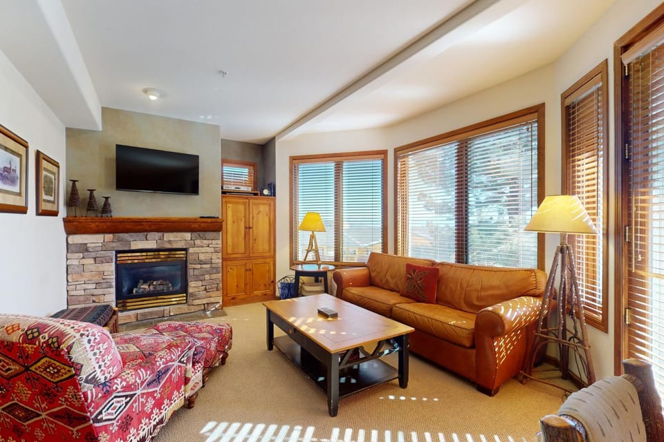 Eagle Run 107 Apartment in Mammoth Lakes