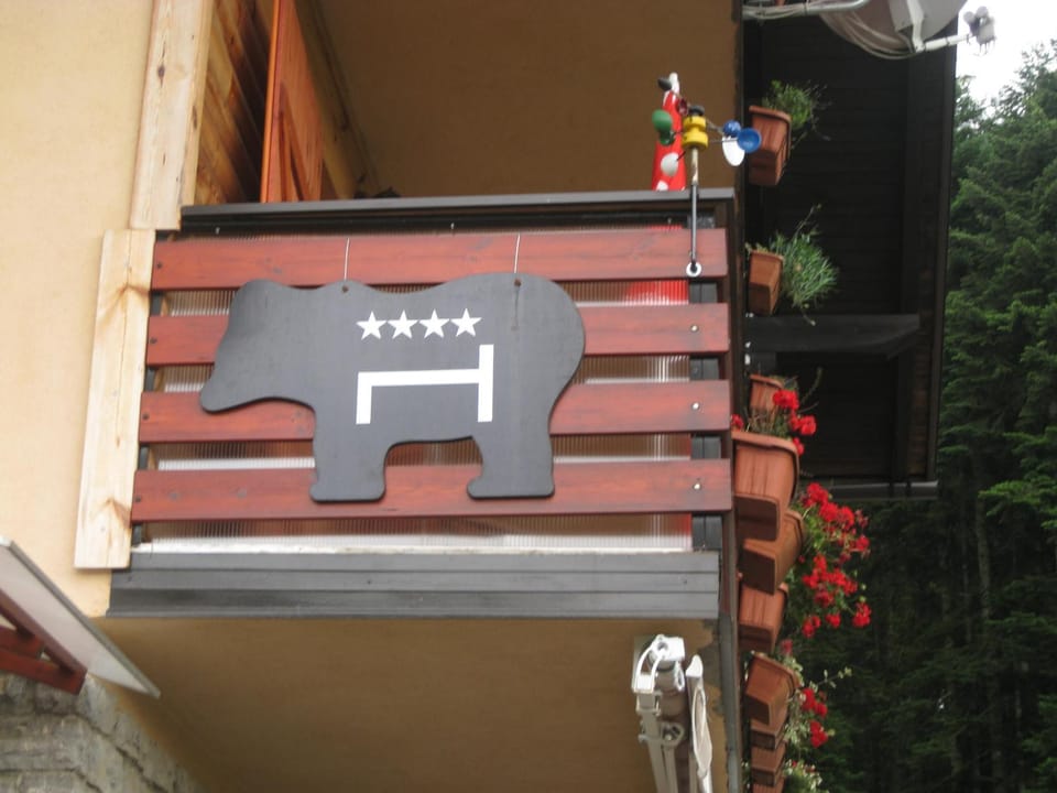 Property logo or sign