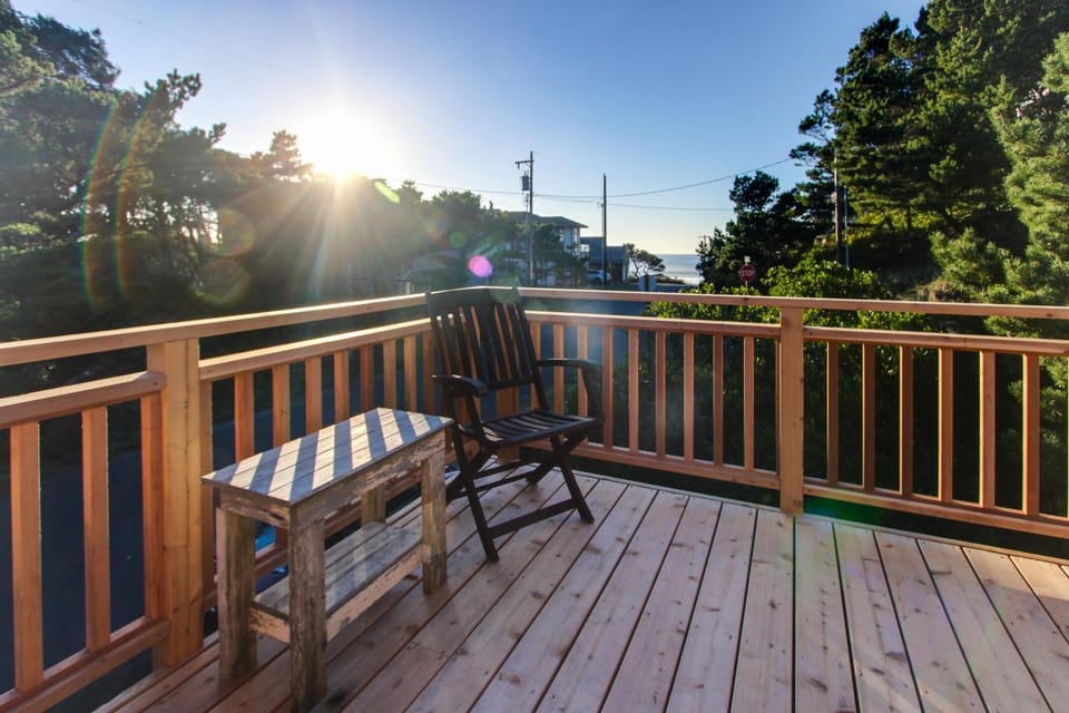 The Little Brown House MCA #705 House in Manzanita
