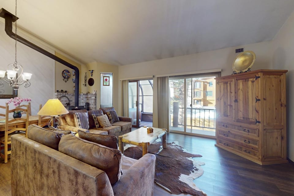 Forest Creek 22 Apartment in Mammoth Lakes