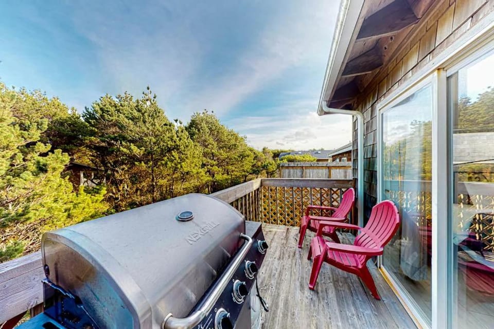 Sweet Dream MCA #155 House in Manzanita