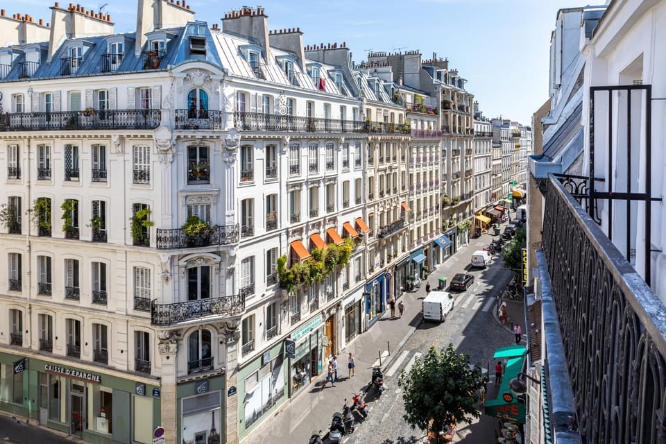 Neighbourhood, Street view