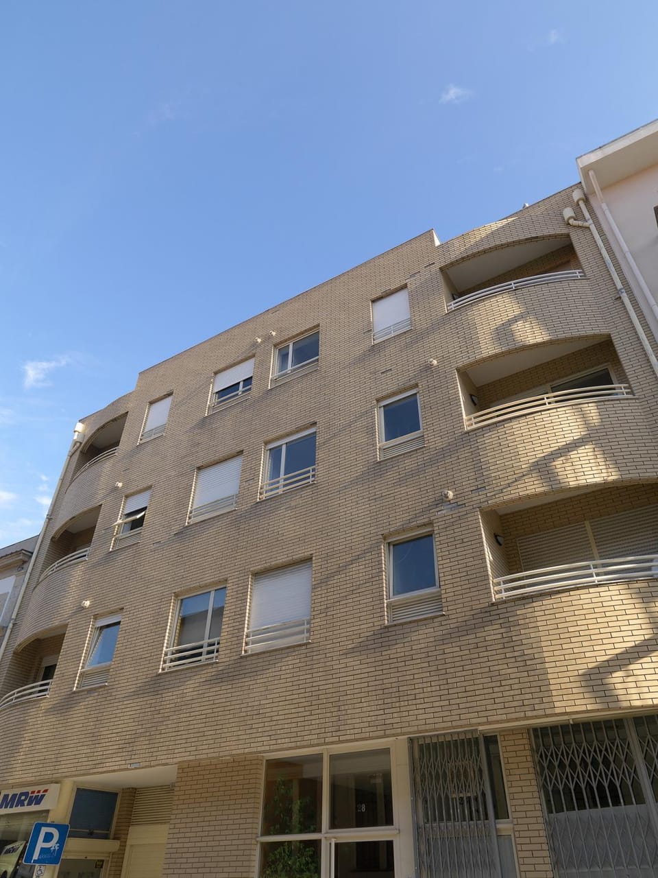 Facade/entrance, Off site