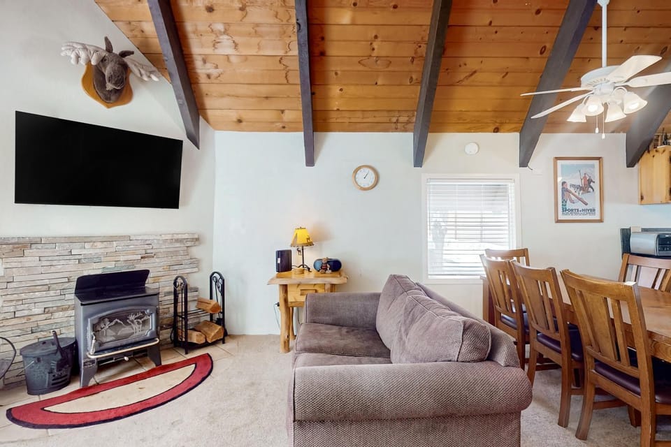 Mammoth View Villas 30 Apartment in Mammoth Lakes