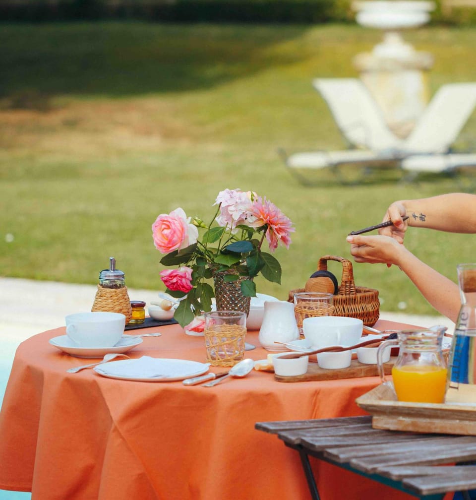 Food and drinks, Garden view, Breakfast