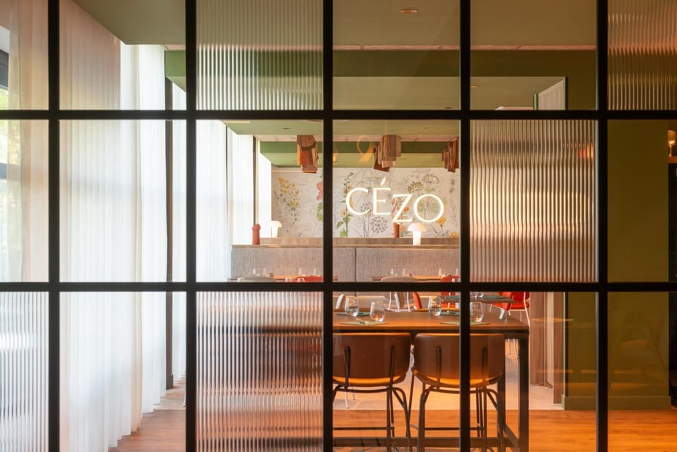 Restaurant/places to eat, Food and drinks, Breakfast