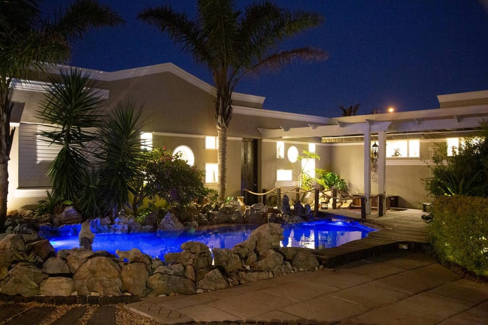 Night, Garden, Pool view, Swimming pool