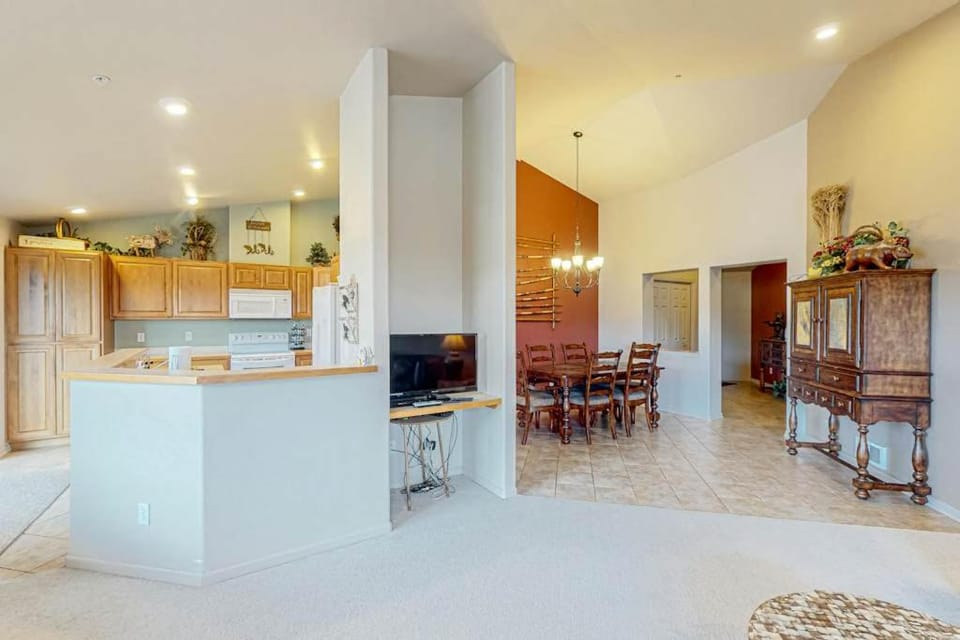 Lorees Riverview House in Florence
