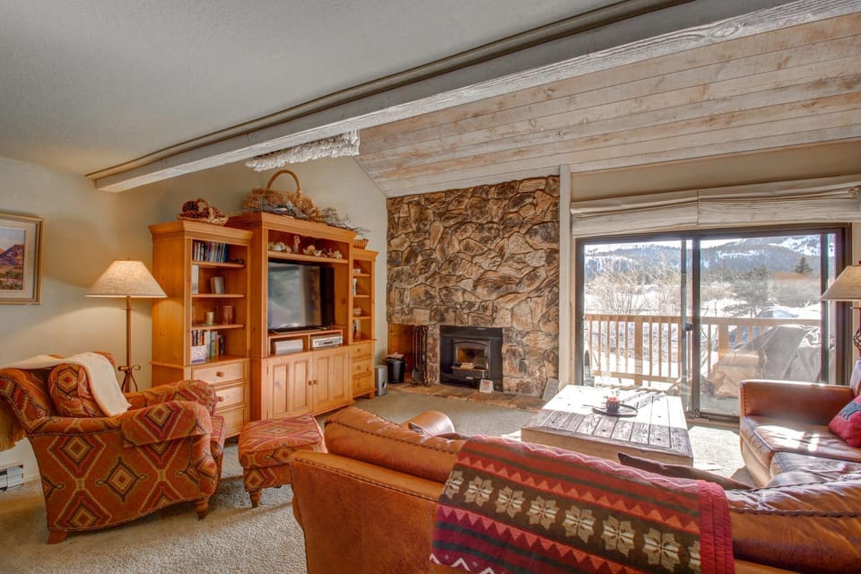 Snowcreek 233 Apartment in Mammoth Lakes