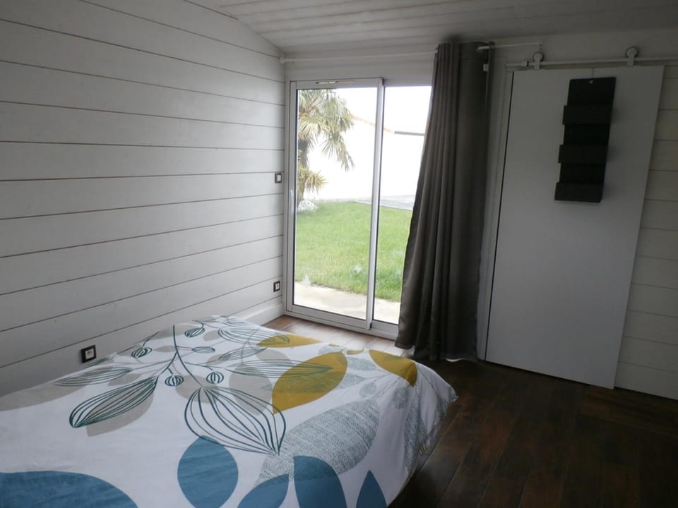 Villa Coloniale Bed and Breakfast in Pays de la Loire