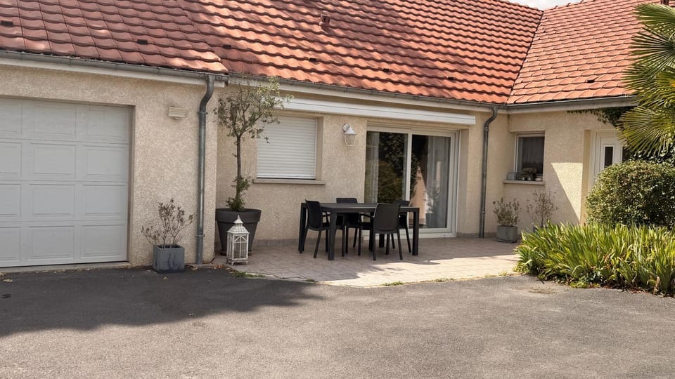 Property building, Balcony/Terrace