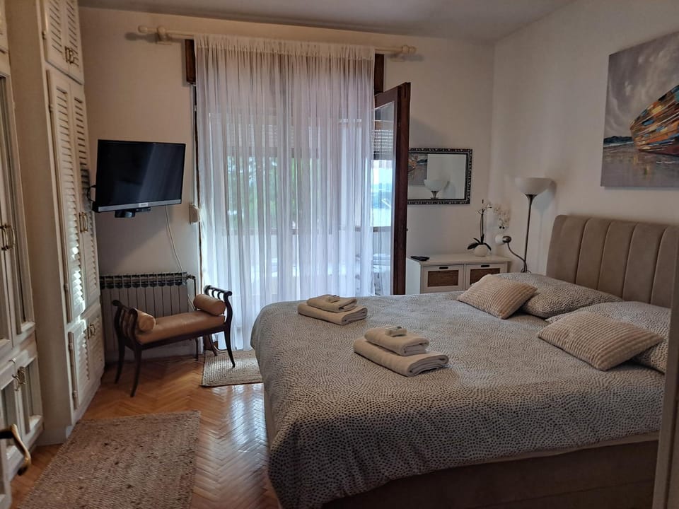 Apartment Summer Apartment in Šibenik