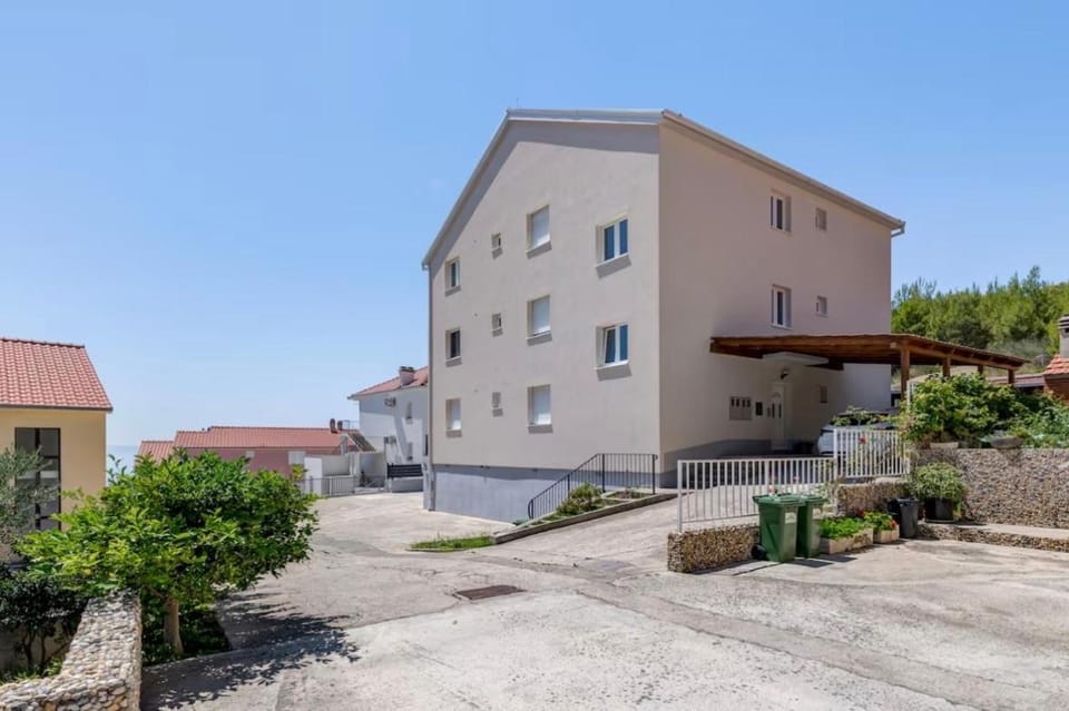 Sea Stone Apartment Apartment in Podstrana