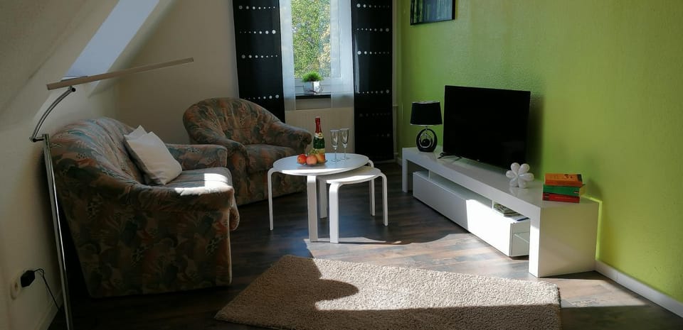 TV and multimedia, Living room, Photo of the whole room