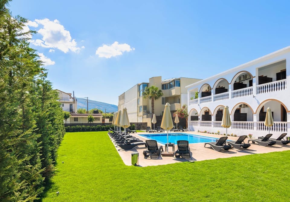 Property building, Swimming pool