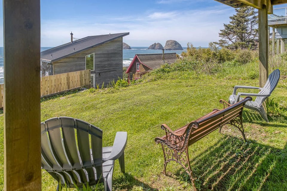 Hale Kaalawai House in Oregon
