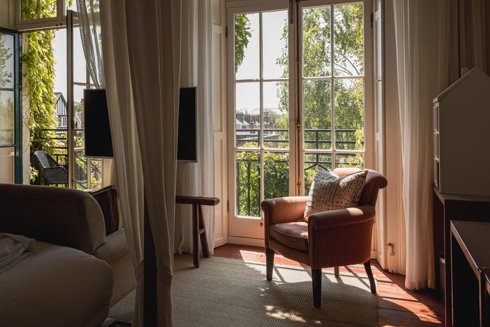 View (from property/room), Balcony/Terrace, Seating area