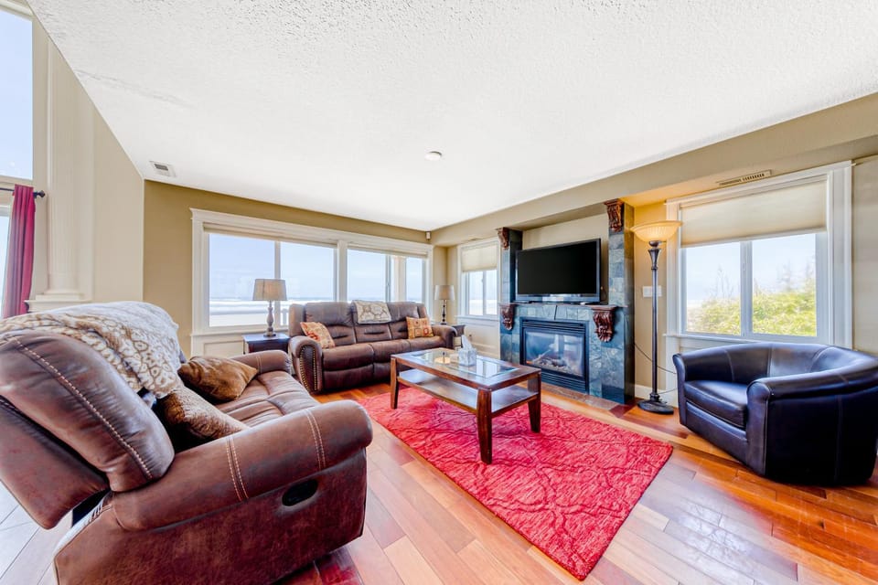 Rockaway Beach Villa House in Rockaway Beach