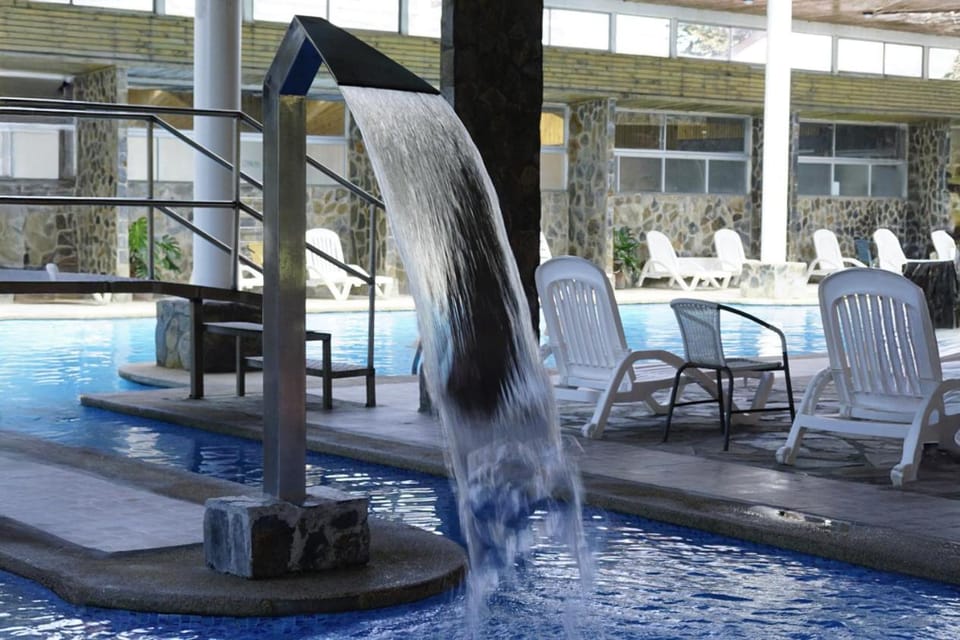 Swimming pool, Swimming pool