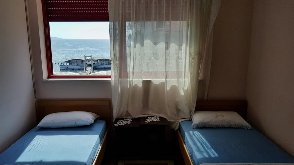 Bed, Bedroom, Sea view