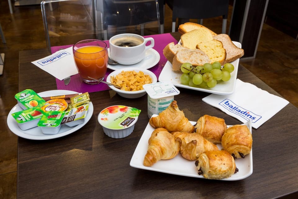 Buffet breakfast