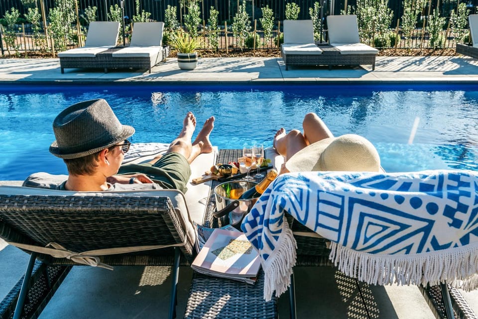 Swimming pool, Swimming pool