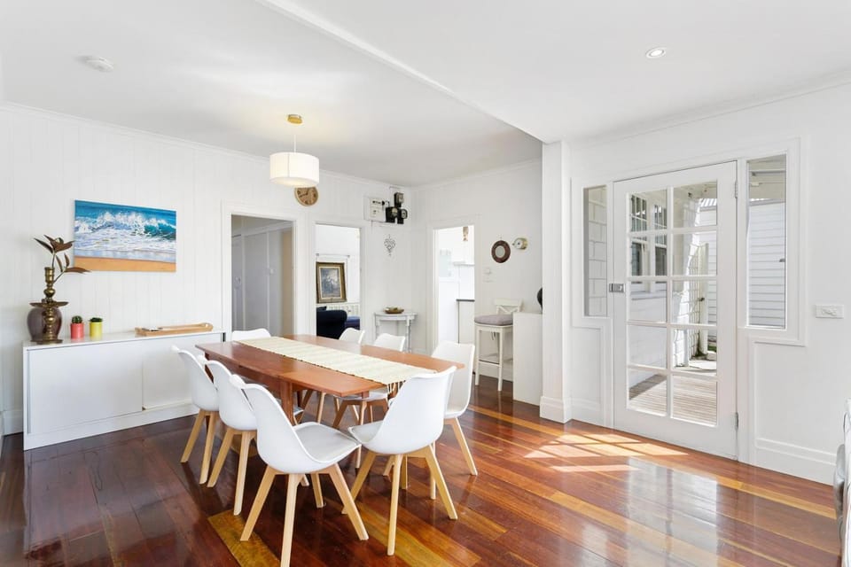 Sorrento Beach House - Perfect spot and NEW pool House in Melbourne Road
