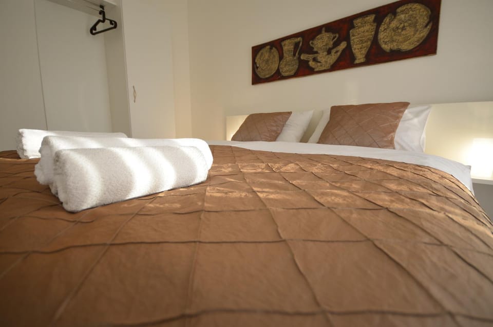 Photo of the whole room, Decorative detail, Bedroom