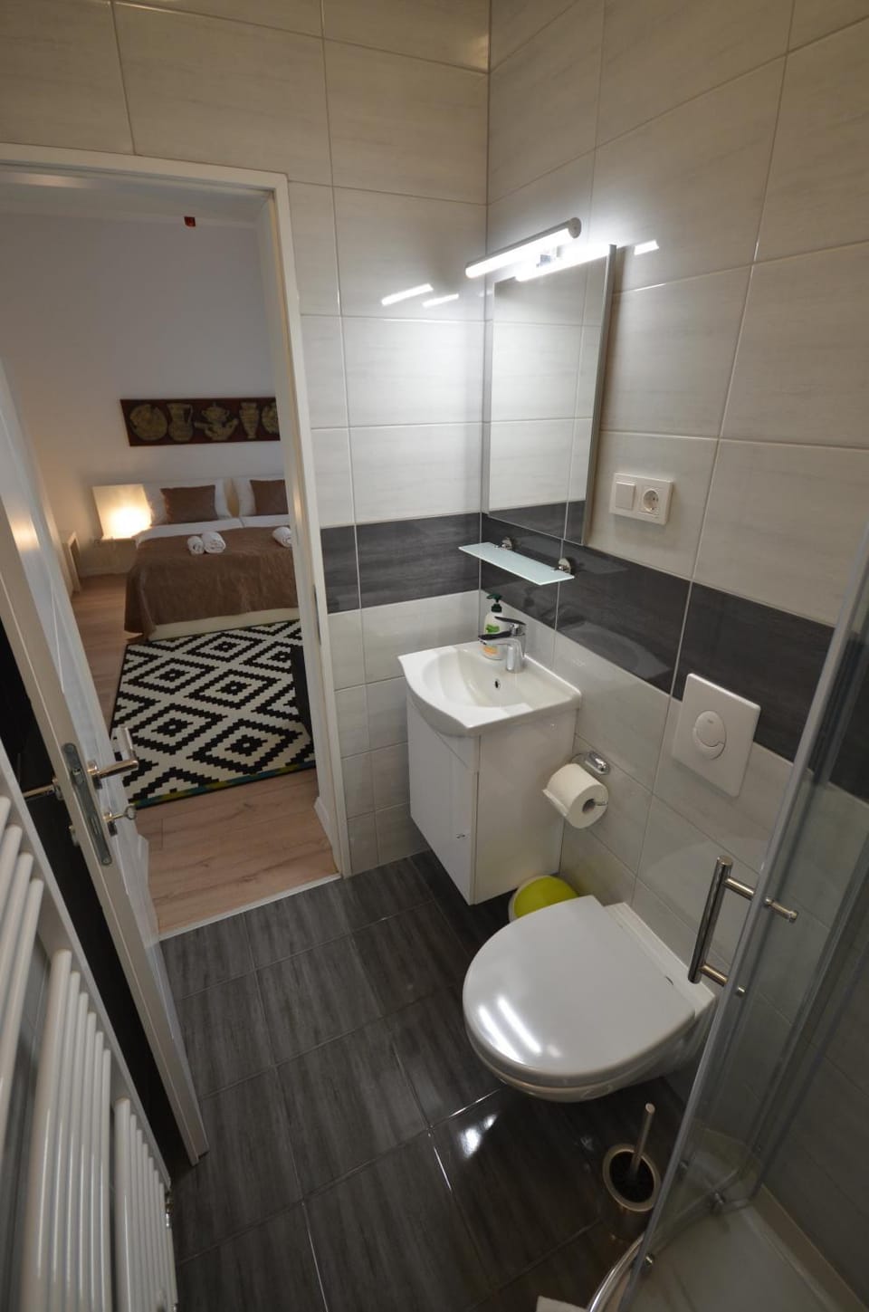 Shower, Toilet, Bathroom