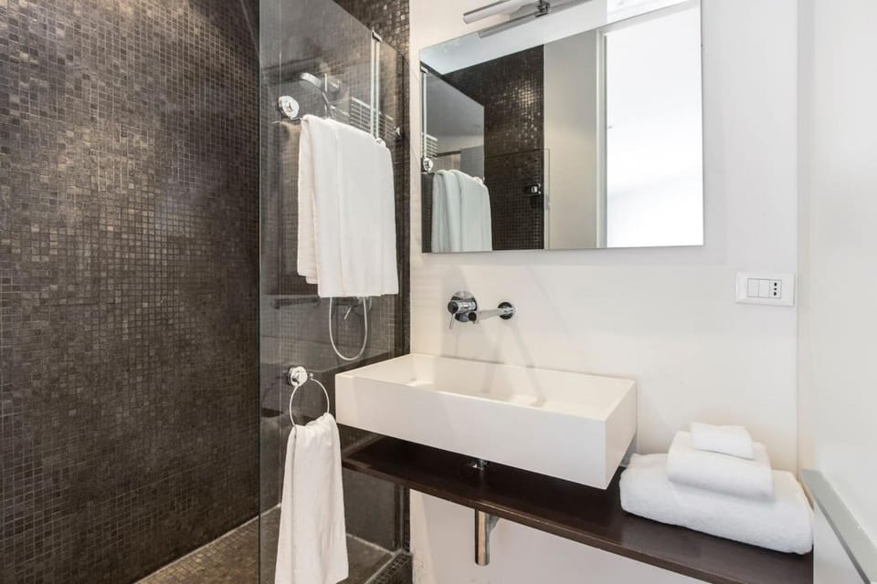Modern Apartment in the Heart of the Marais Apartment in Paris