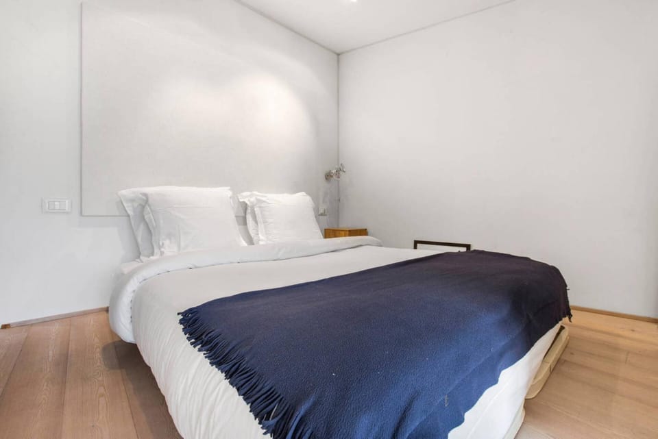 Modern Apartment in the Heart of the Marais Apartment in Paris