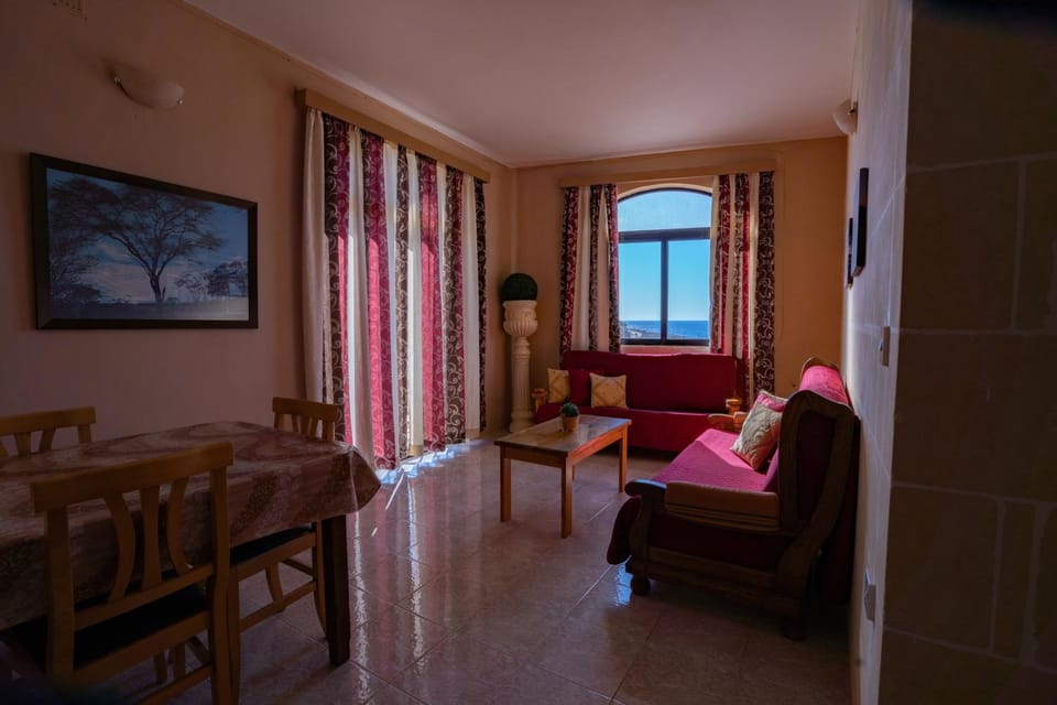 Sunset Seaview Accommodation Bed and Breakfast in Malta