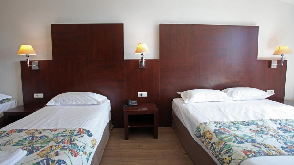 Capo D'orto - Porto - Corse Hotel in Ota