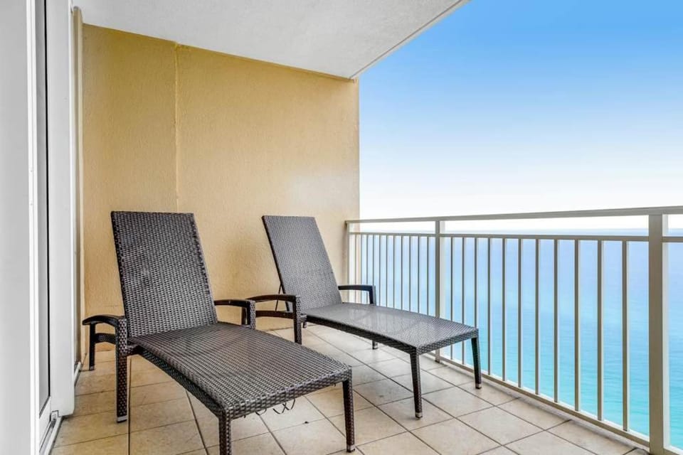 Emerald Beach 2330 House in Panama City Beach