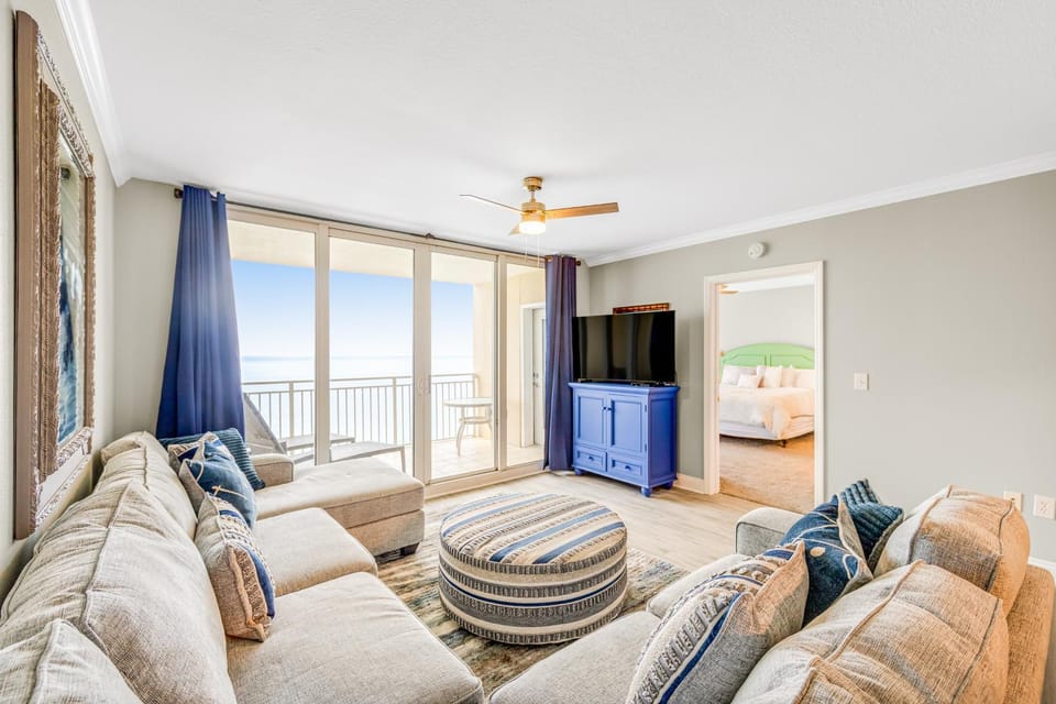Emerald Beach 2330 Apartment in Panama City Beach