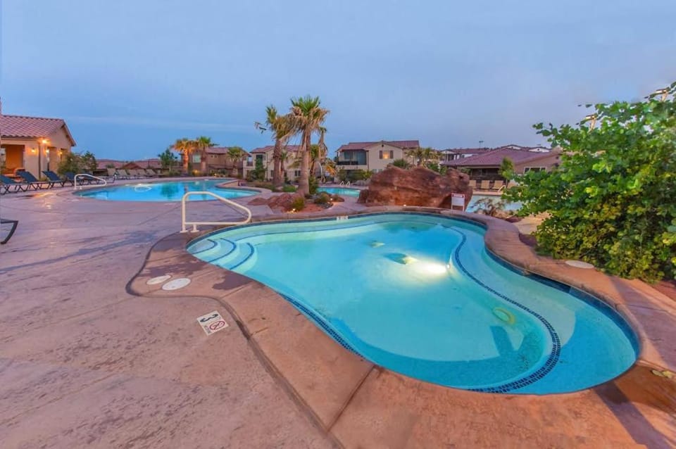 Legacy Land: Paradise Village #70 House in Santa Clara