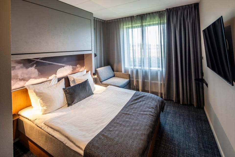 TV and multimedia, Photo of the whole room