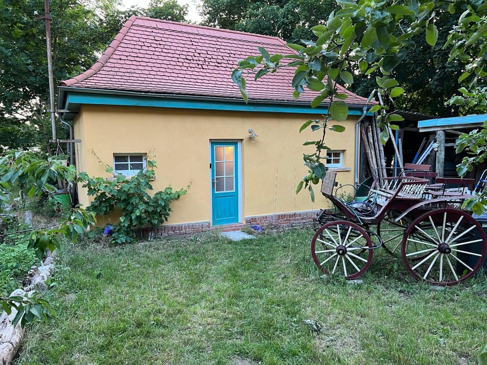 Property building, Garden
